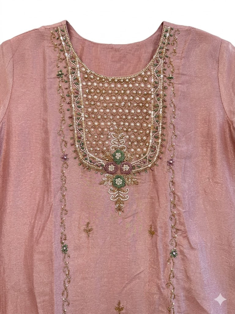 3-Piece Suit Set - Soft Blush Pink / Ensemble Adorned with Delicate Embroidery - LB77