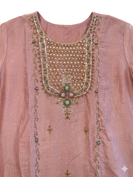3-Piece Suit Set - Soft Blush Pink / Ensemble Adorned with Delicate Embroidery - LB77